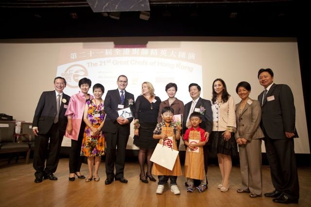 第21屆全港廚師精英大匯演圓滿結束暨2012協康會慈善獎券抽獎結果公布圖片2