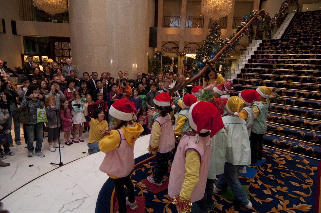 Photo 2 in Partnership between Heep Hong Society & Island Shangri-La Hong Kong Announced at the Christmas Tree Lighting Ceremony
